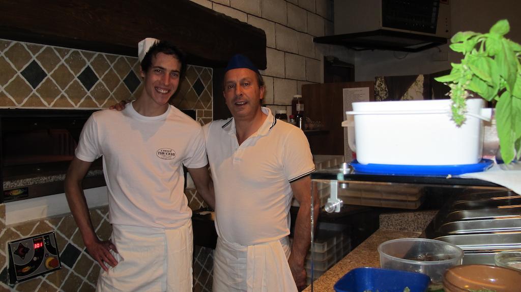 Albergo Ristorante Montecucco Da Tobia Sigillo Eksteriør billede